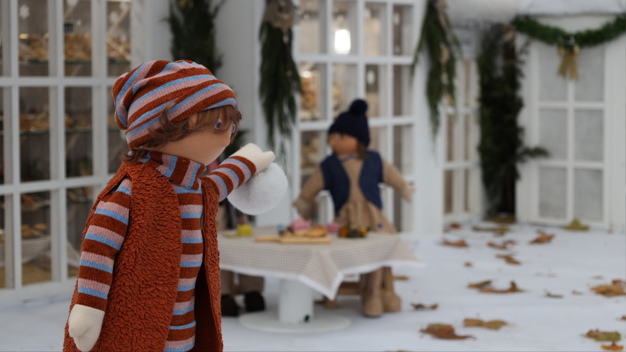 Jugando con nieve en la Navidad de Allariz