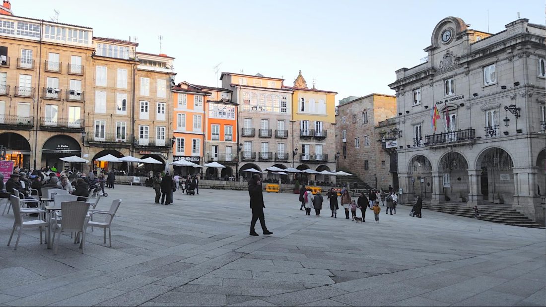 Concello y Plaza Mayor de Ourense