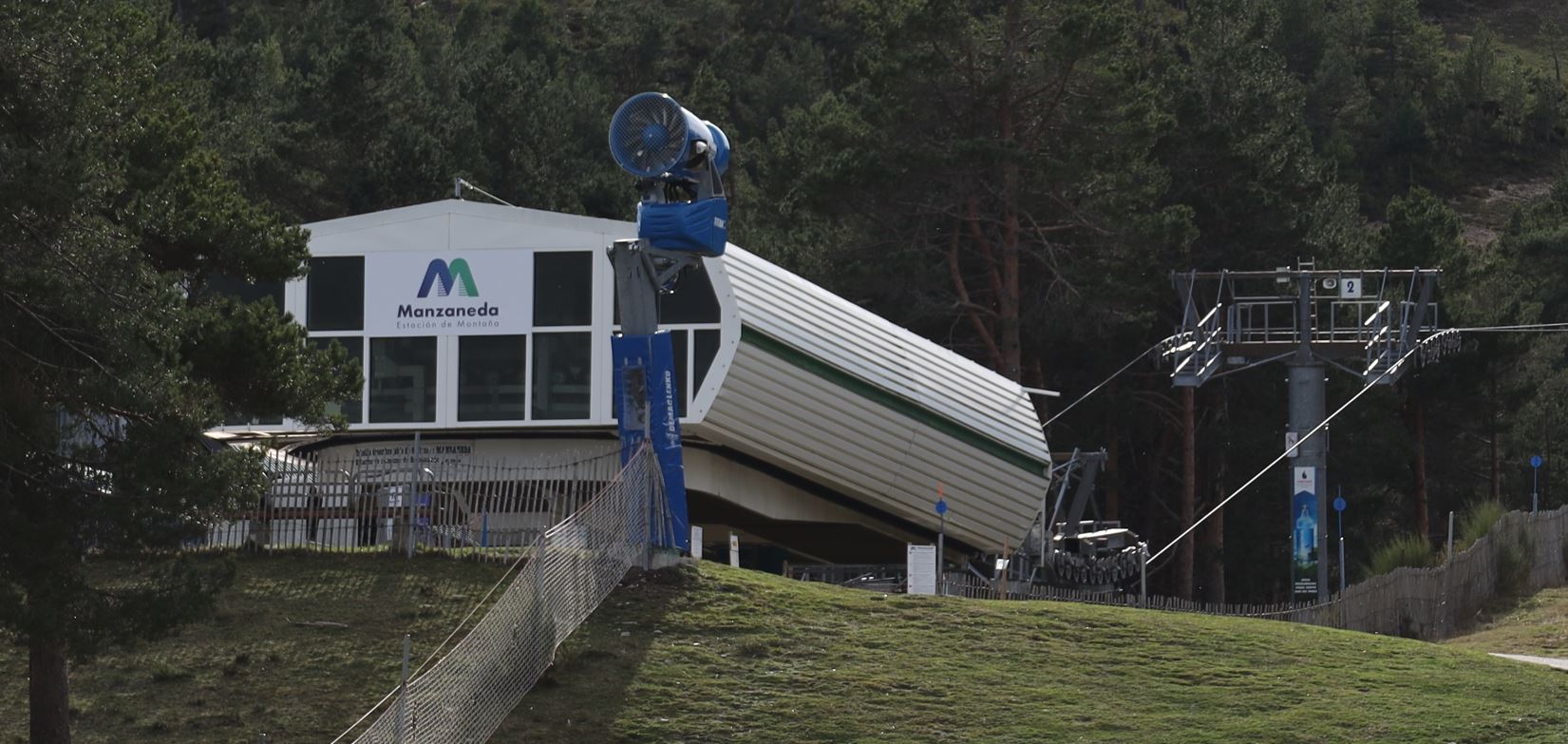 Manzaneda estación de Montaña