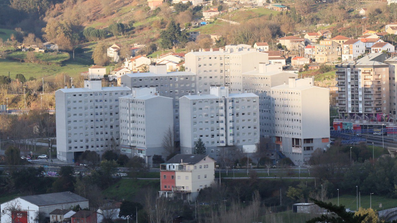 Viviendas Sociales del Puente A Ponte