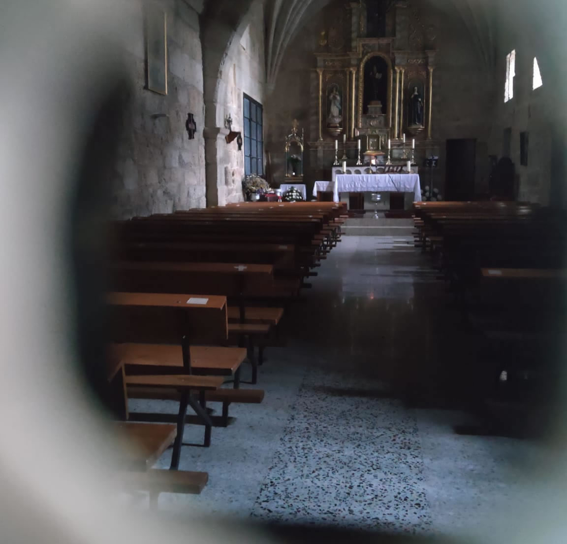 Interior de la Iglesia de San Benito de Cova do Lobo