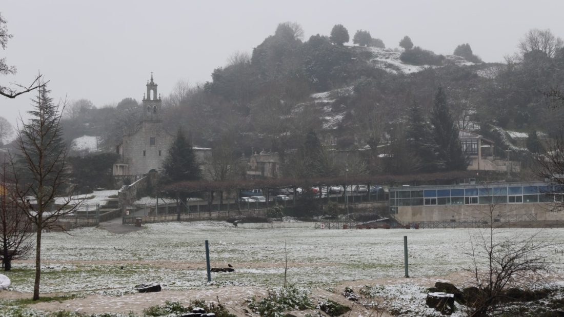 Nieve en Allariz y mucho frío