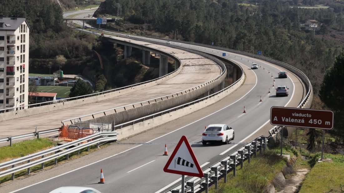 Autovía a-52 A Valenzá obras