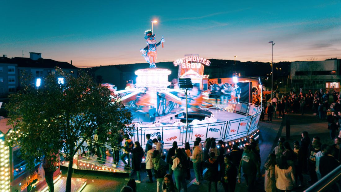 Fiestas de Barrocás Atracciones de feria el Saltamontes