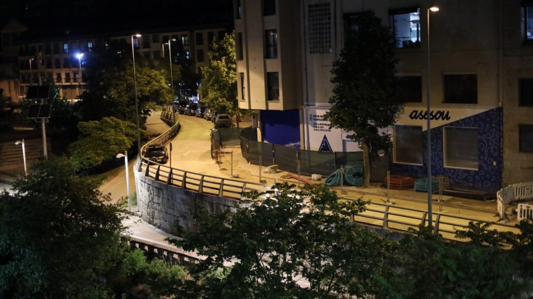 Avilés de Taramancos por la noche