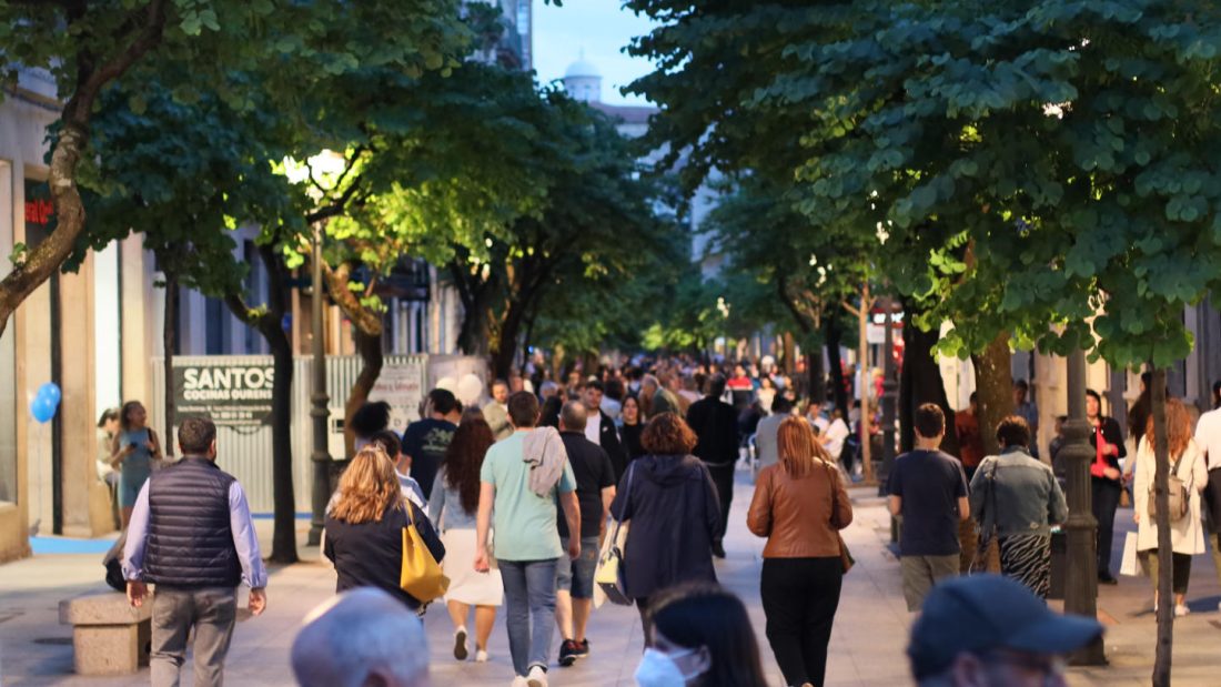 Calle Paseo en la Shopping Night