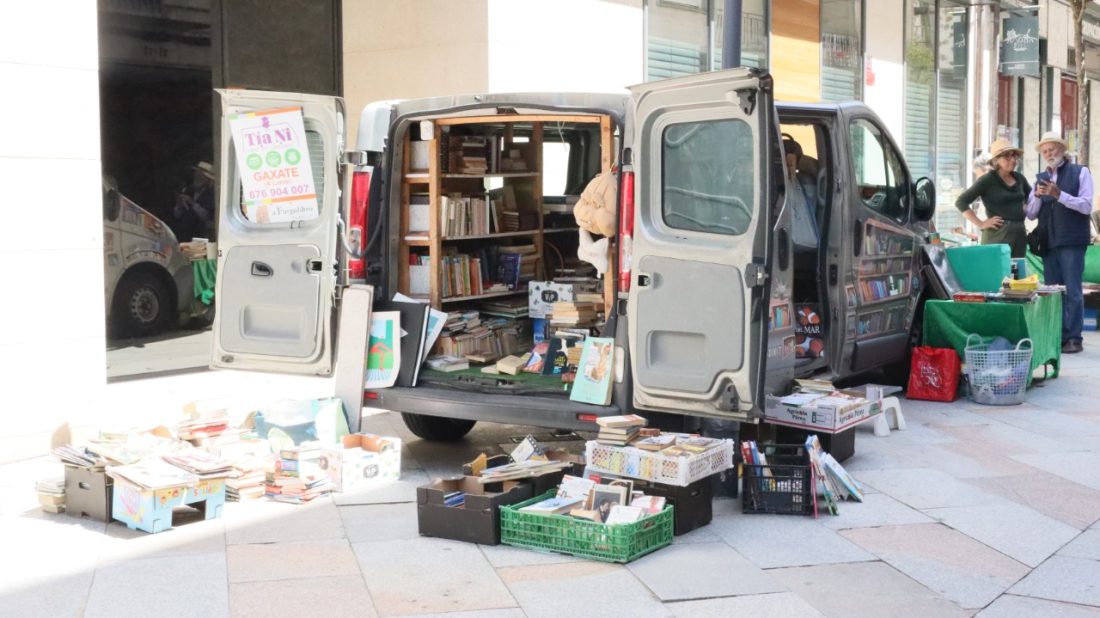 Mercado de antigüedades de Ourense