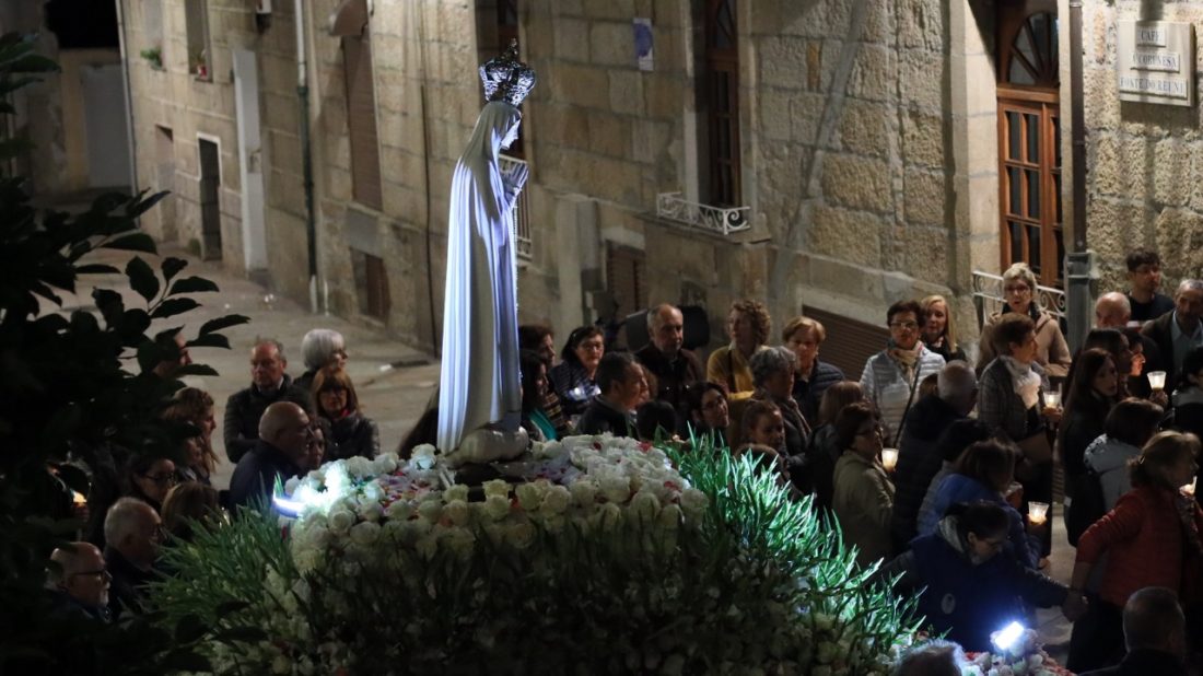 Virgen de Fátima en Procesión
