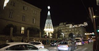 Árbol de Navidad en la Alameda de Ourense