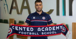 Sergio Moreira entrenador del CENTED Academy