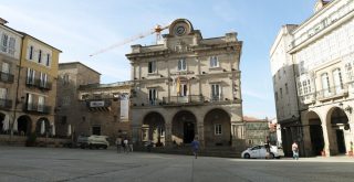 Concello de Ourense y Plaza Mayor