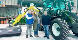 Nuevo tractor en Ribadavia