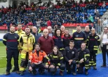 El Celta entrega material a los GES y bomberos