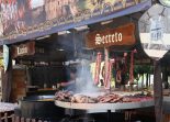 Mercado Medieval y puesto de comida