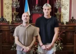 Miguel Álvarez junto al alcalde de la ciudad